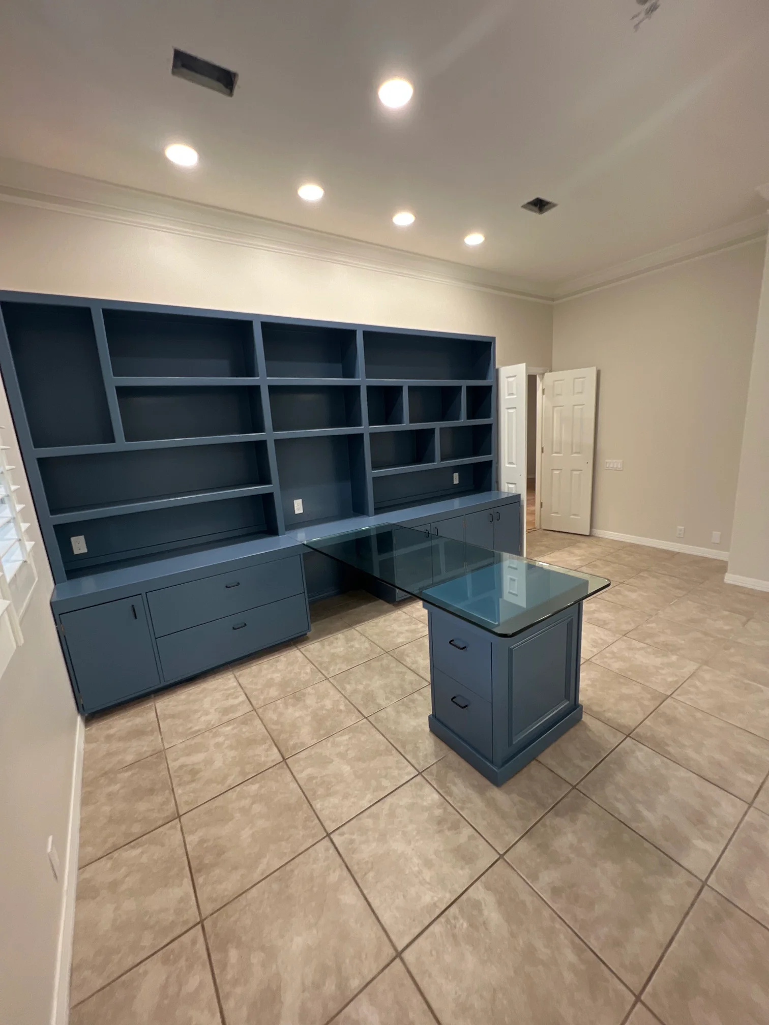 Melo Cruz Remodeling - Flooring - Painting - Carpentry - Finishing