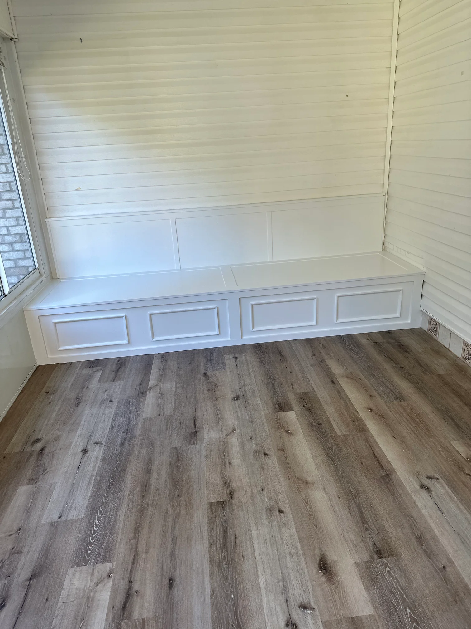 Melo Cruz Remodeling - Flooring - Painting - Carpentry - Finishing