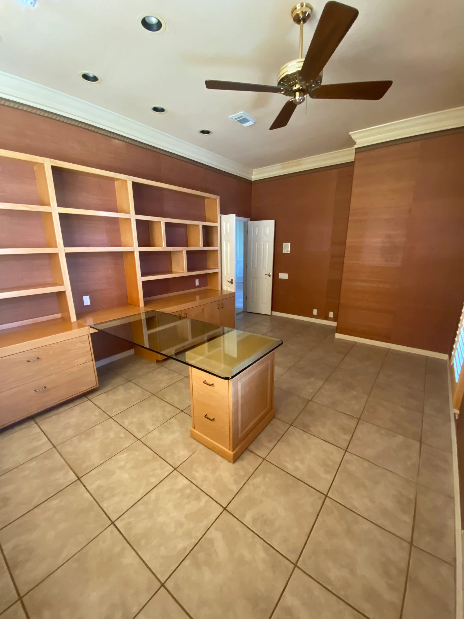 Melo Cruz Remodeling - Flooring - Painting - Carpentry - Finishing